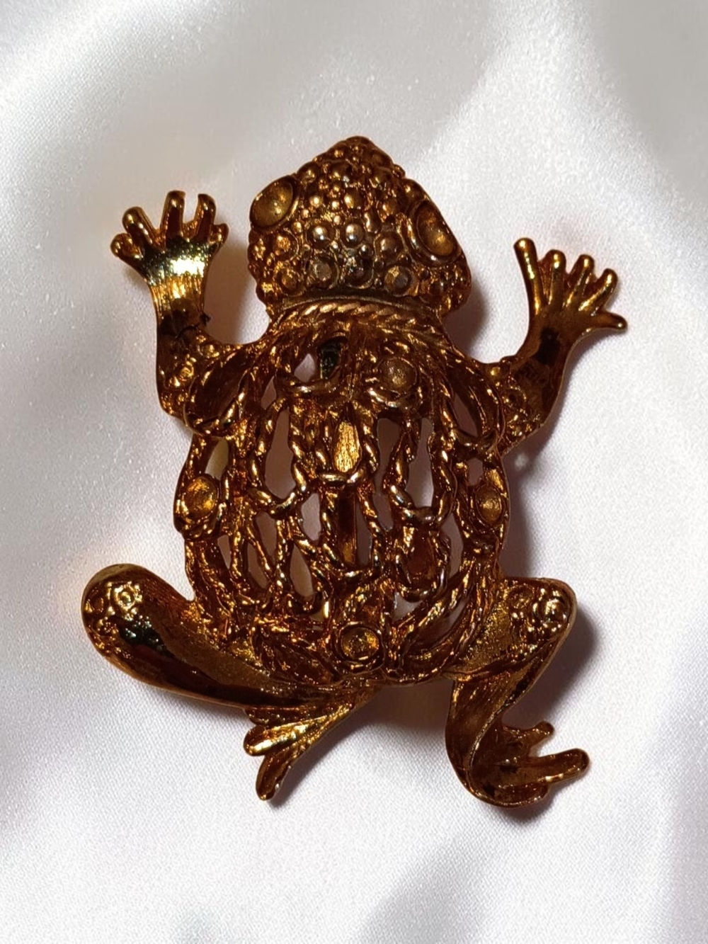 Vintage Gold-Tone Frog Brooch